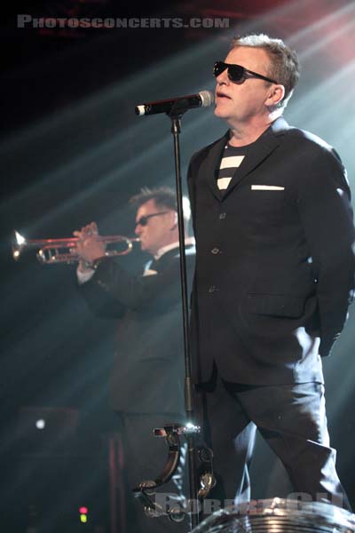 MADNESS - 2013-03-11 - PARIS - Le Trianon - Graham McPherson - Cathal Joseph Patrick Smyth